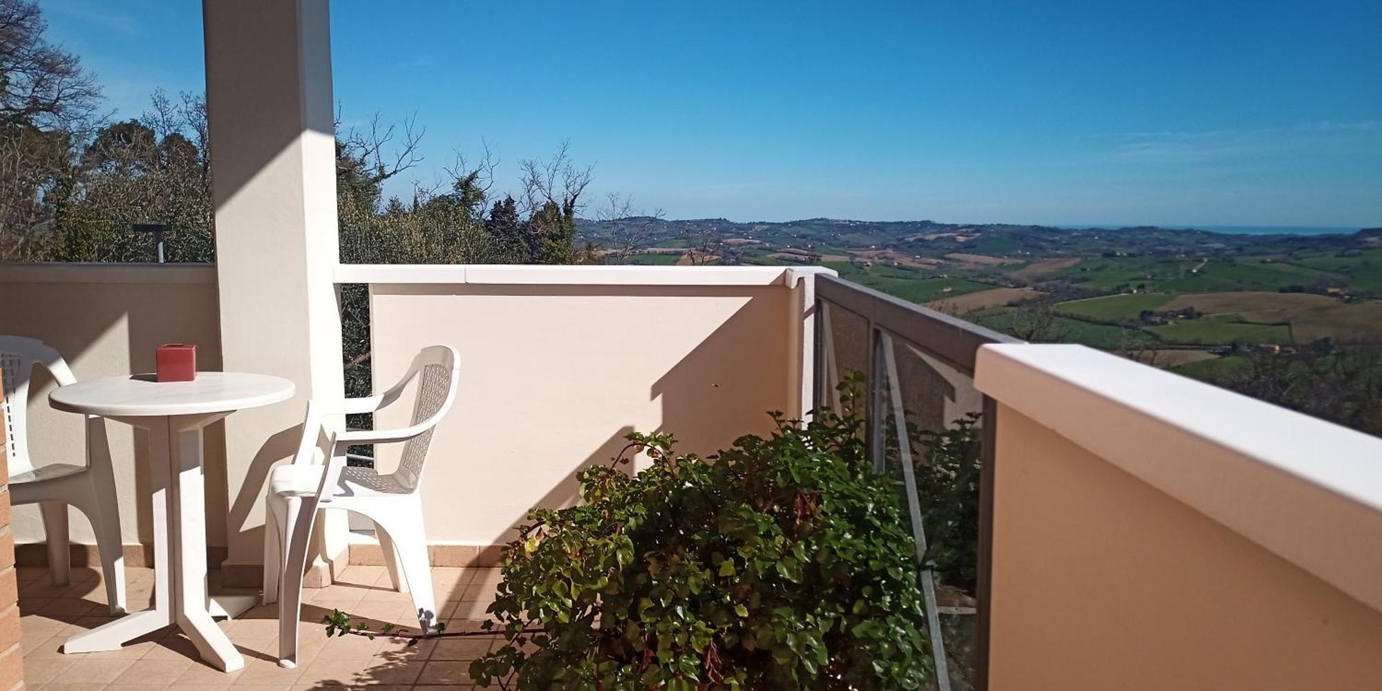 Appartamento Che Vista! Affittacamere Mombaroccio Εξωτερικό φωτογραφία